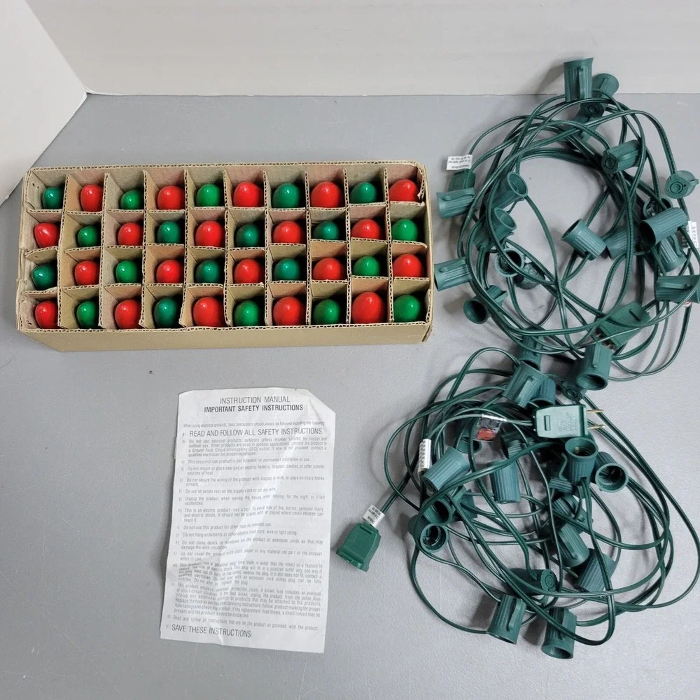 Noma Expressions 40 Outdoor Light Set Multi Ceramic Red‎ & Green Bulbs Christmas